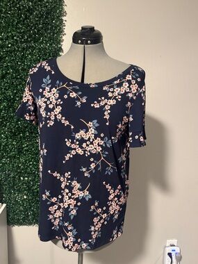 Banana Republic Navy Floral Short Sleeve Tee